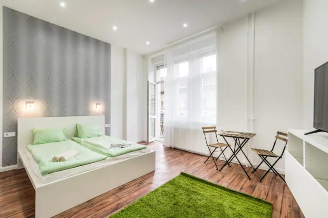 Hi-Bp Design Home Apartments In The Heart Of Budapest Exteriör bild