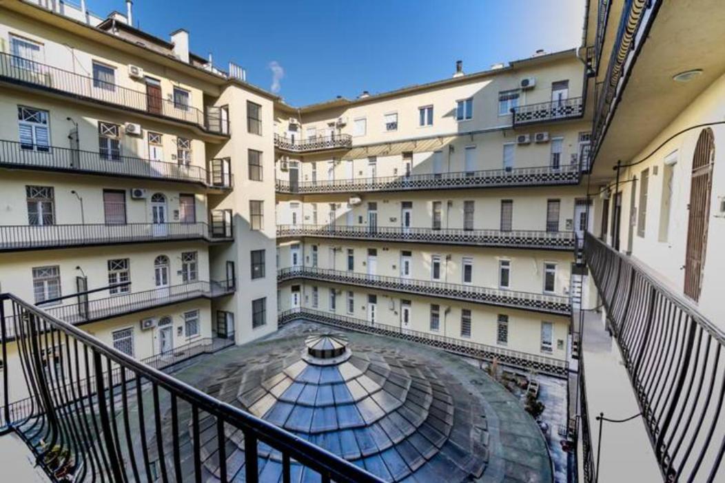 Hi-Bp Design Home Apartments In The Heart Of Budapest Exteriör bild