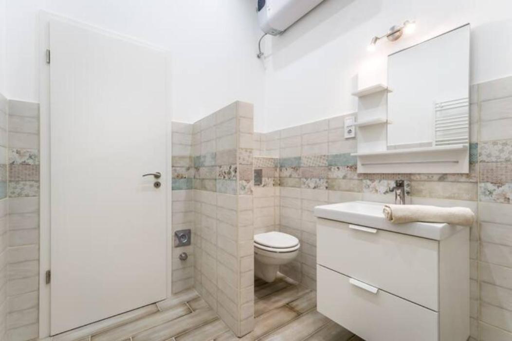 Hi-Bp Design Home Apartments In The Heart Of Budapest Exteriör bild