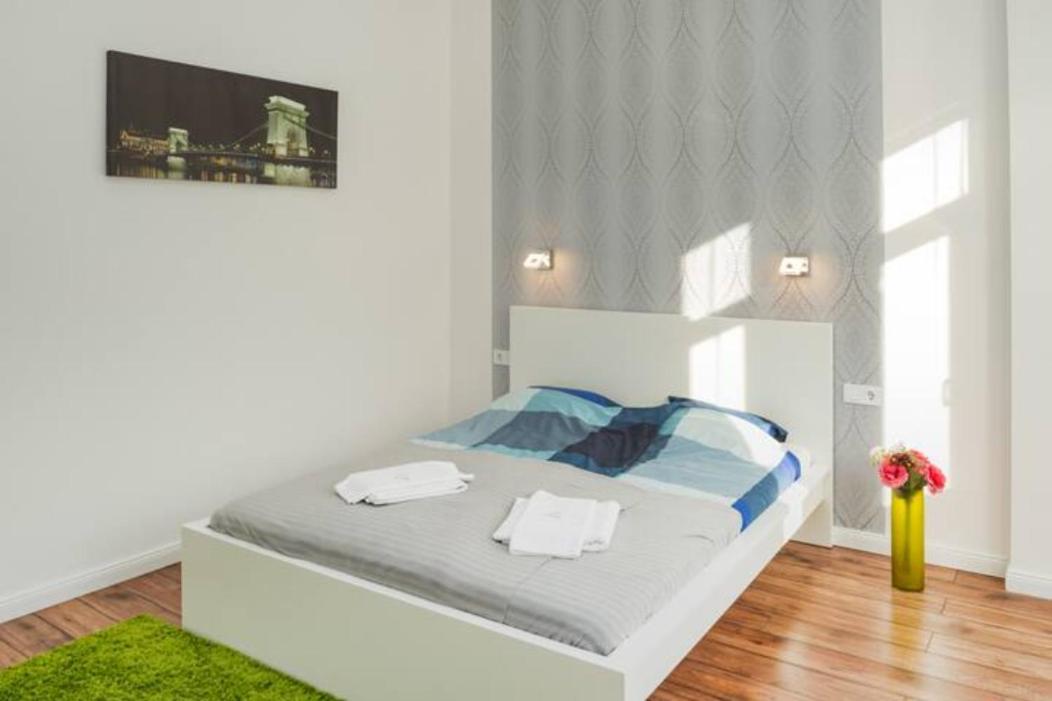 Hi-Bp Design Home Apartments In The Heart Of Budapest Exteriör bild